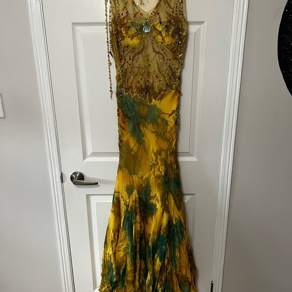 Long unique dress - Picture 1 of 4